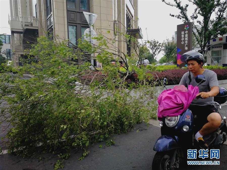 浙江台州受台风“玛莉亚”外围影响