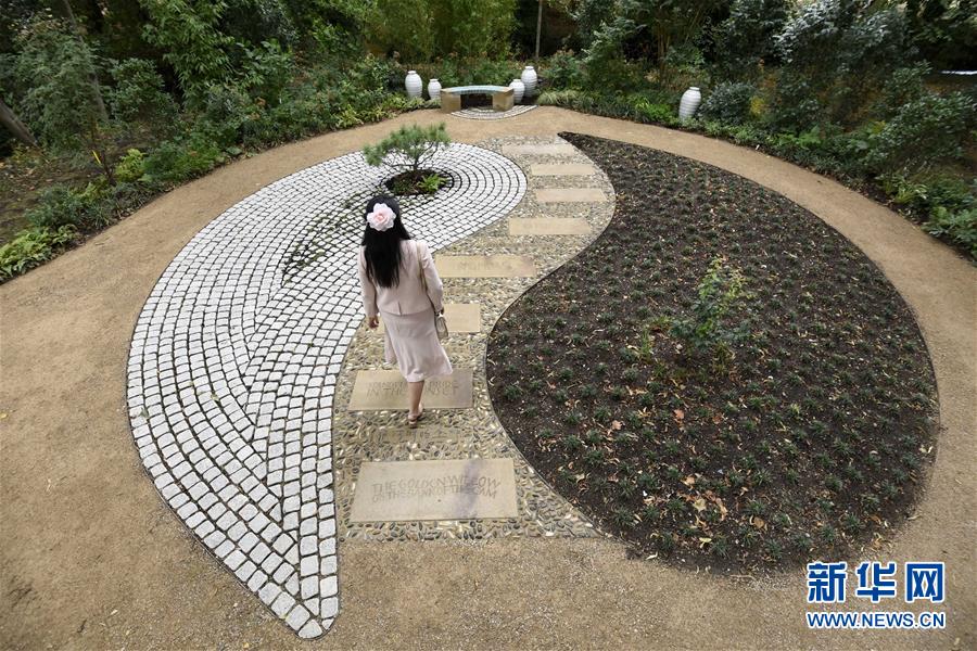 英国剑桥大学建中式花园纪念徐志摩