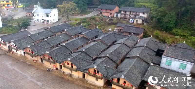 江西瑞金：红军第一村变身脱贫攻坚示范村