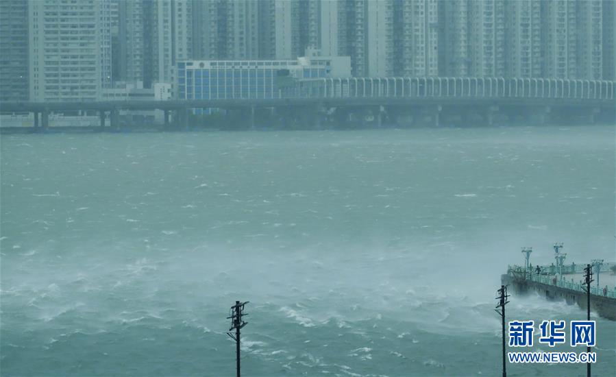 香港发出最高级别热带气旋警告信号