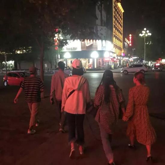 这世间 终有温暖可见