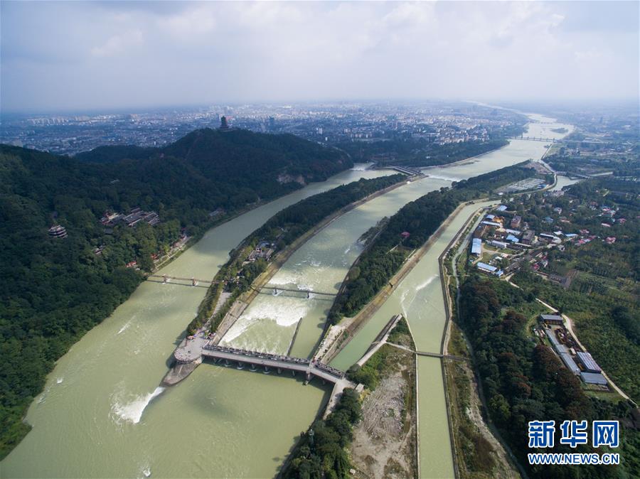 最年轻的节日 最悠久的牵念——写给首个中国农民丰收节