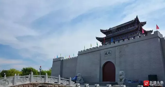 【云游新疆】行走看变化 新疆特色小镇展现新风貌