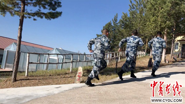 【网络媒体国防行】空军漠河雷达站：锤炼过硬本领，当好守望祖国“北天门”的“眼睛”