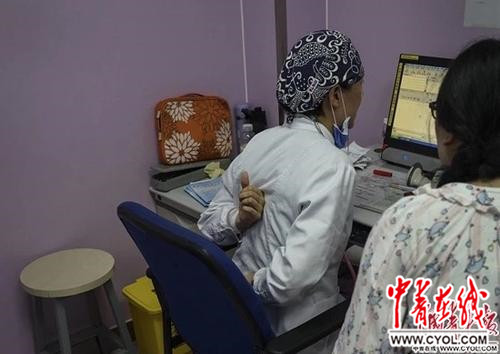 一起晒背影 | 你的岁月静好，他在负重前行