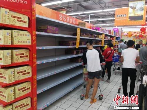 透视中国经济：“消费降级论”成立吗？