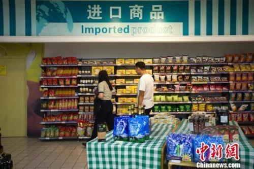 透视中国经济：“消费降级论”成立吗？