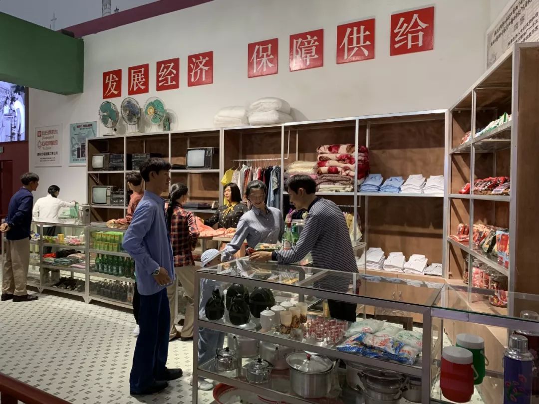 习近平考察深圳广州，第一站分别去了哪儿？