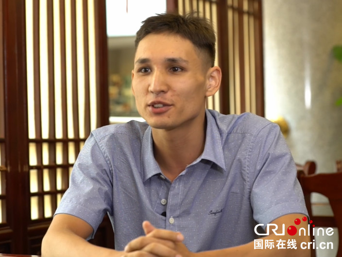 【丝路青年点赞中国 】哈萨克斯坦青年学者：“一带一路”倡议是中国新时代的方向（视频）