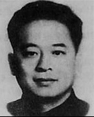 致敬，岁月无疆！致敬，英雄不朽！