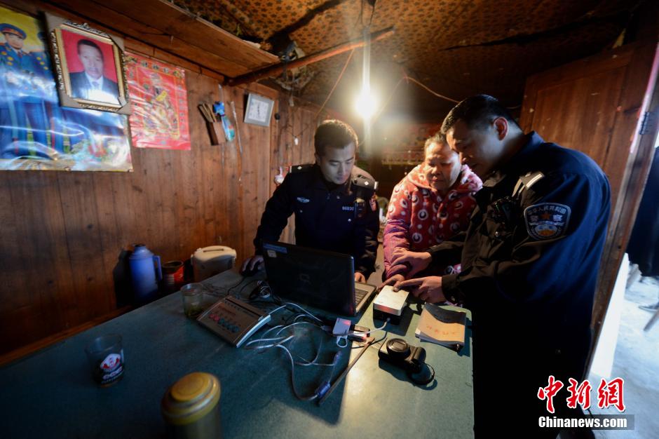 【新春走基层】行走在山间的“背包警察”