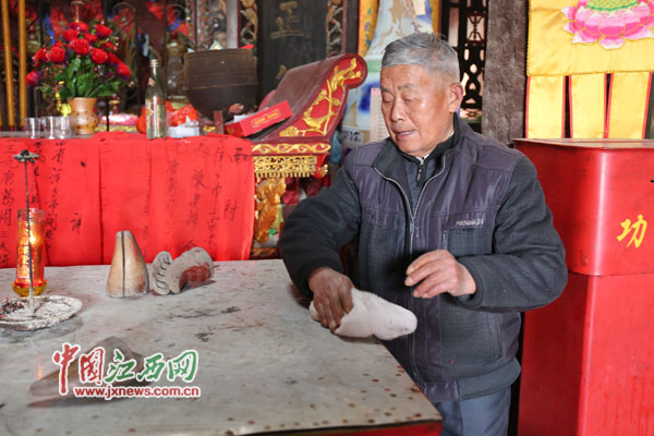 网媒新春走进层：萍乡古稀老人守护傩文化遗产10年