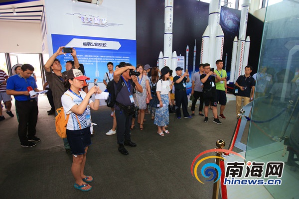 网媒记者走进文昌航天主题乐园 感受祖国航天事业的发展
