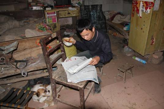 行进中国•精彩故事：少年的求学梦