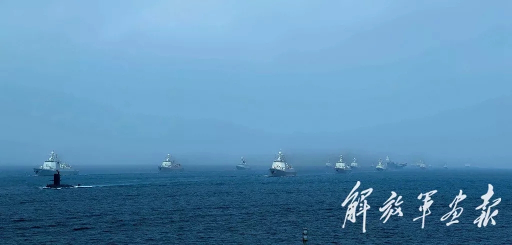 南海海域海上阅兵精彩影像曝光