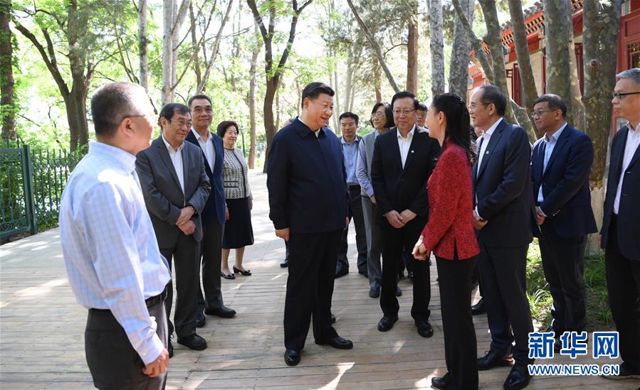 习近平在北京大学考察