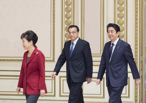 李克强出席第六次中日韩诱惑东谈主会议