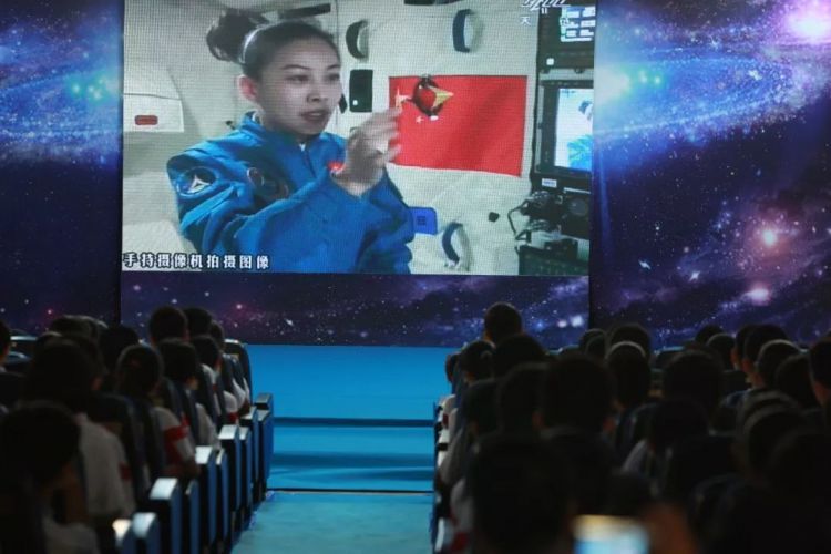 玉阙一号，收到请回复！咱们会永远记着你！