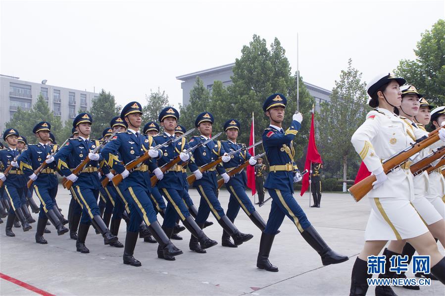 祖國光輝歷程的見證者記中國人民解放軍陸海空三軍儀仗隊