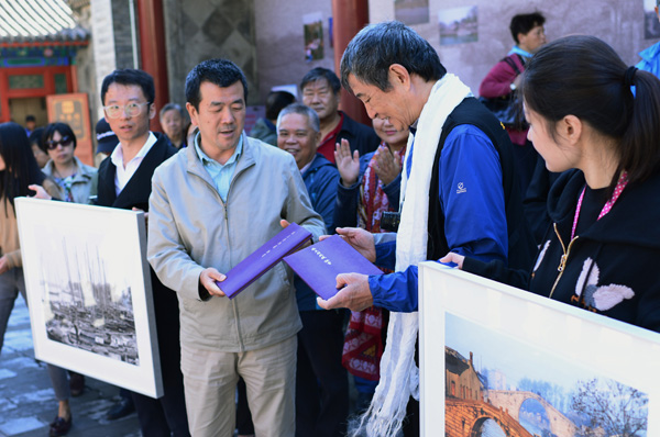 19812016京杭大运河再骑行刘世昭摄影展在京展出