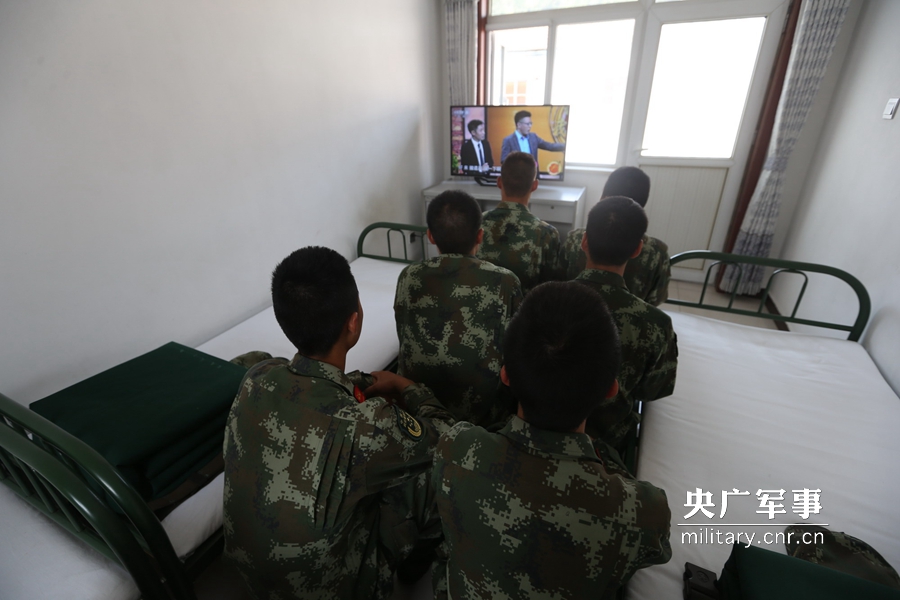 国庆小长假，随记者探访“首都西大门”哨兵