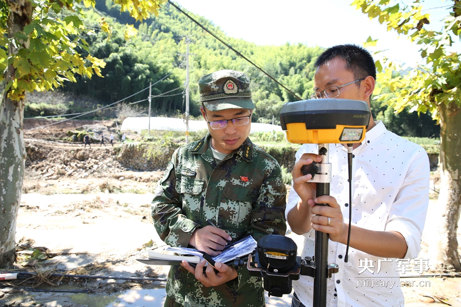 遂昌山体滑坡第五天 武警水电二总队争分夺秒搜救