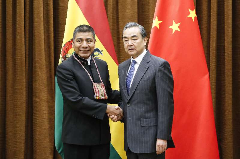 外交部部长和外交部主任哪个大 f8bc126d980c1c7758ae28.jpg