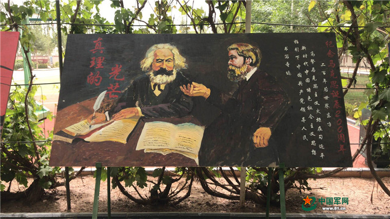 【网络媒体国防行】千里戈壁滩上,他们建起