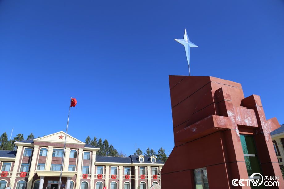 【网络媒体国防行】北极雷达兵，盯牢“北天门”
