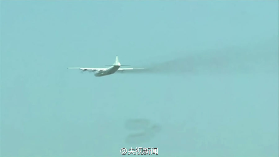 中国空军航空兵赴南海常态化战斗巡航